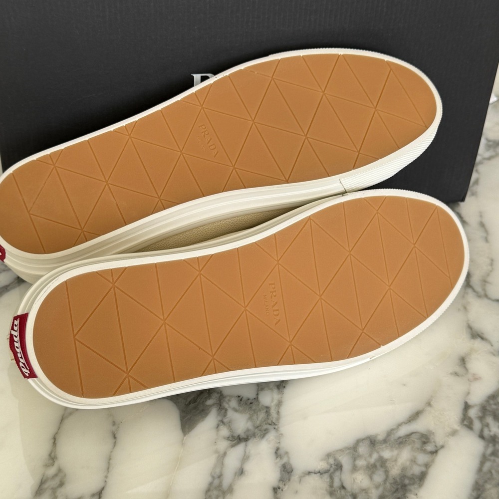 Prada Milano 2EE448 Mens White Pebbled Leather Low Top Sneakers, UK 10 - Picture 8 of 16